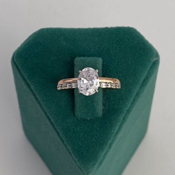 Xuping Numaralı Tektaş Yüzük