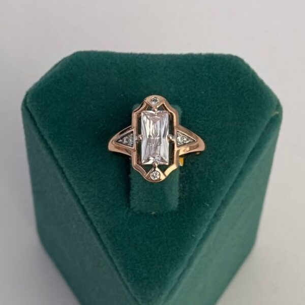 Xuping Numaralı Baget Taşlı Yüzük