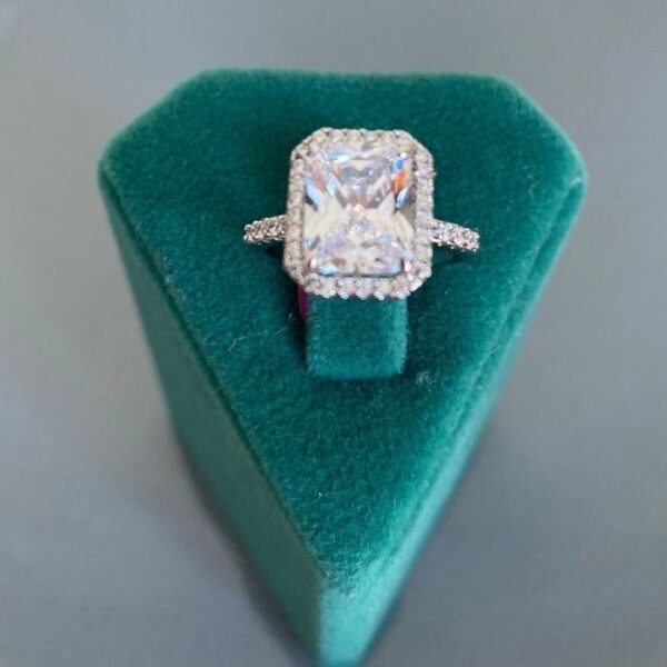 Xuping Numaralı İnce Kenar Baget Yüzük