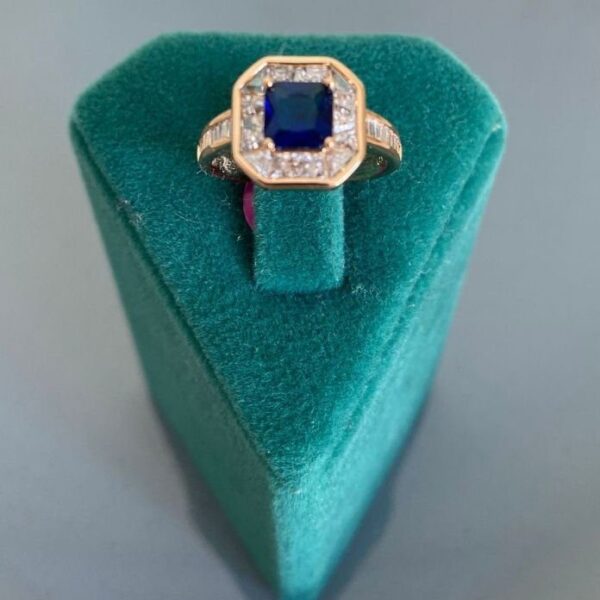 Xuping Numaralı Lacivert Taşlı Yüzük