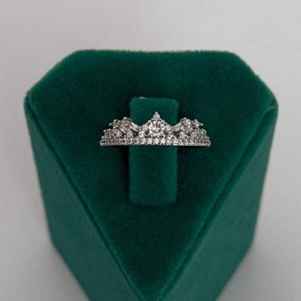 Xuping Numaralı Taç Desenli Yüzük