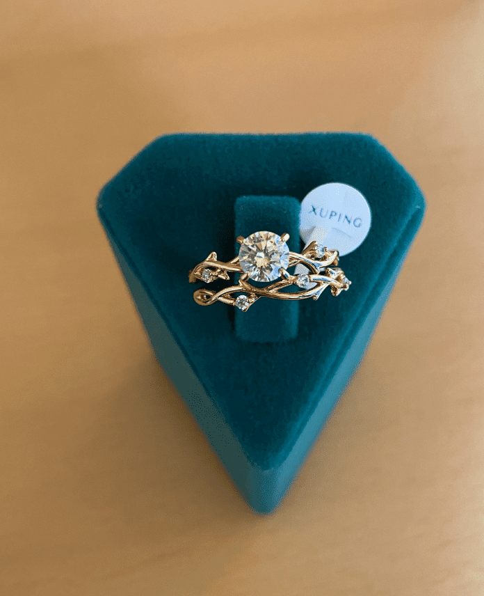 XYUNUMARALITEKTASIKILIG-1.png Xupıng Numaralı Tektaş İkili Yüzük - Görsel 1