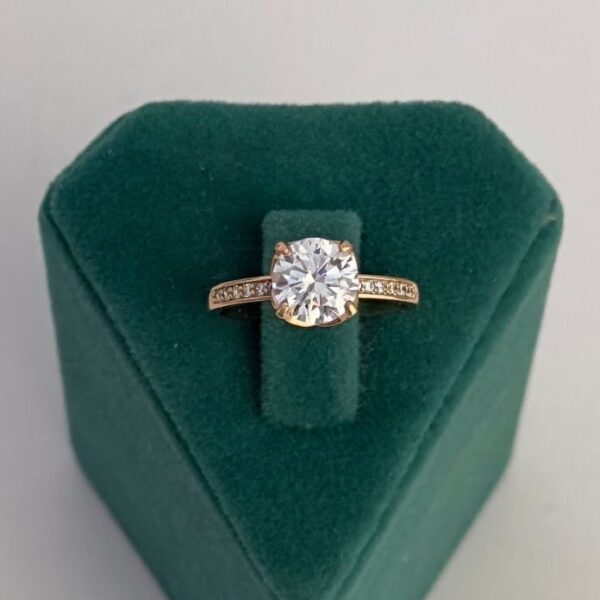 Xuping Numaralı Tektaş Yüzük