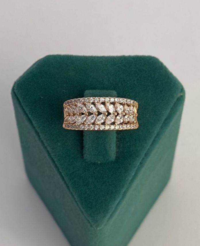 XYUNUMARALIYAPRAKARPATASLIKALINR-1.jpg Xuping Numaralı Yaprak Arpa Taşlı Kalın Yüzük - Görsel 1