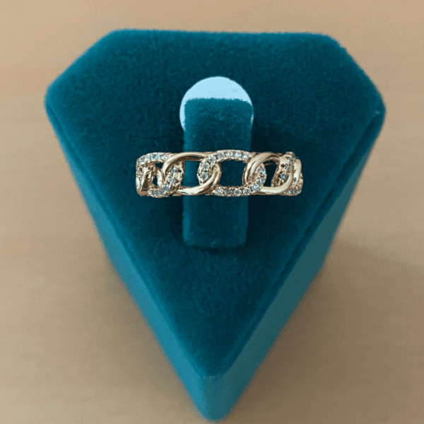 Xuping Numaralı Zincir Taşlı Yüzük